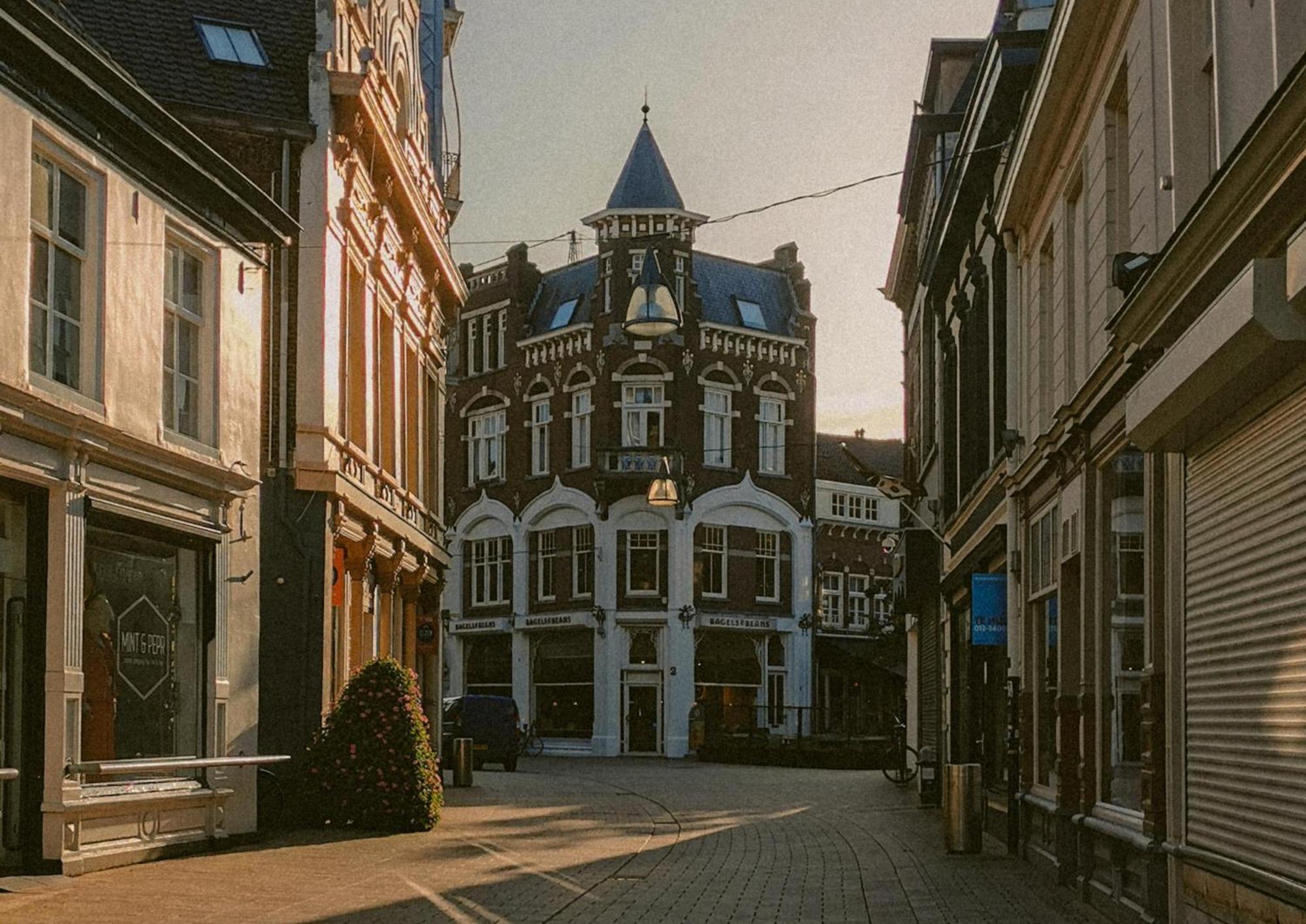 Stadsvilla Tilburg met tuin, Luxury Hendrik Buitenkant foto